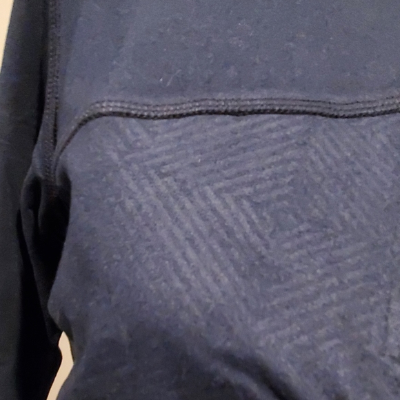 NWT NCAA Arizona Wildcats pull over - Picture 3 of 7